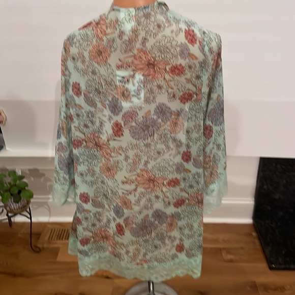 NWTO belle du jour flower camsole. Size med - Picture 3 of 8